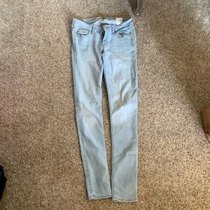 Women’s hollister jeans